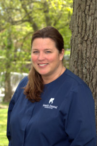 Hyg Lori outside